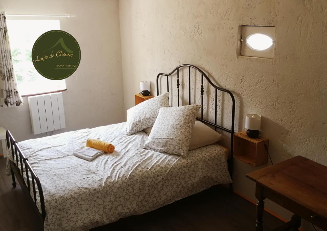Logis De Chenac - Chambres Et Table D'Hotes Chenac Saint Seurin d'Uzet Ngoại thất bức ảnh