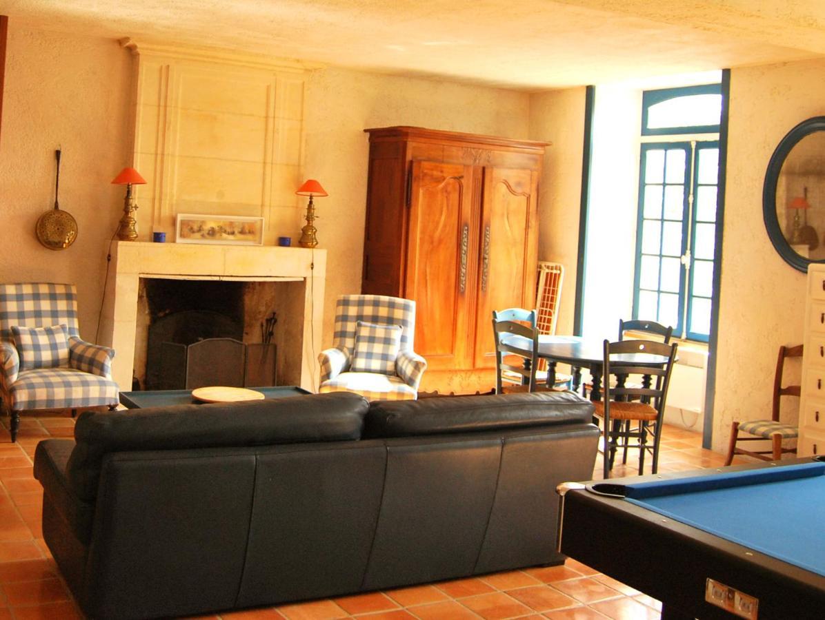 Logis De Chenac - Chambres Et Table D'Hotes Chenac Saint Seurin d'Uzet Ngoại thất bức ảnh